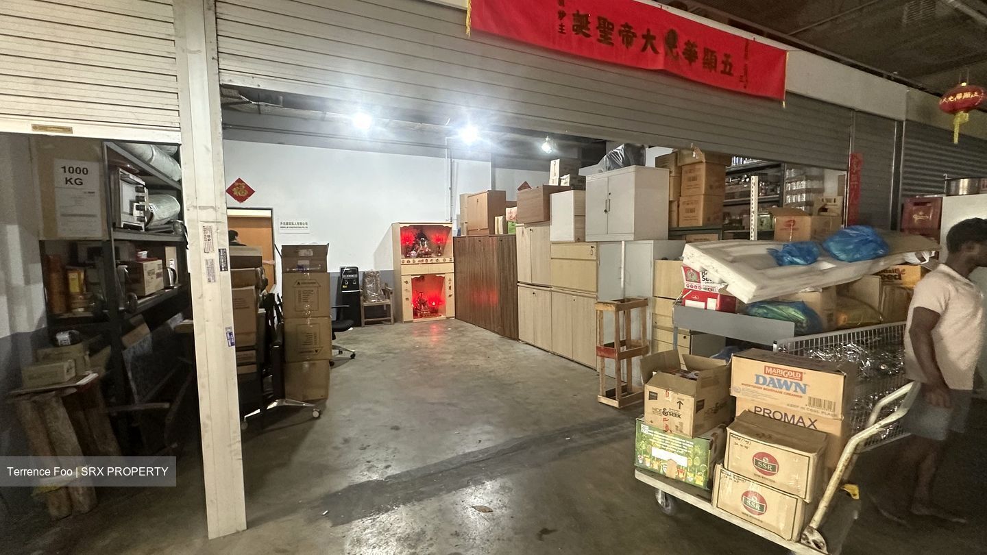 Empire Technocentre (D14), Warehouse #504531311